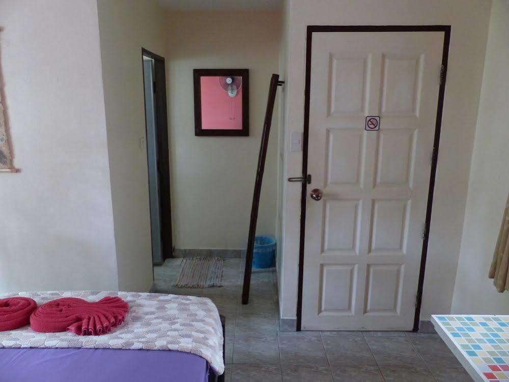 Kavil Guesthouse 2 Chiang Mai Ngoại thất bức ảnh